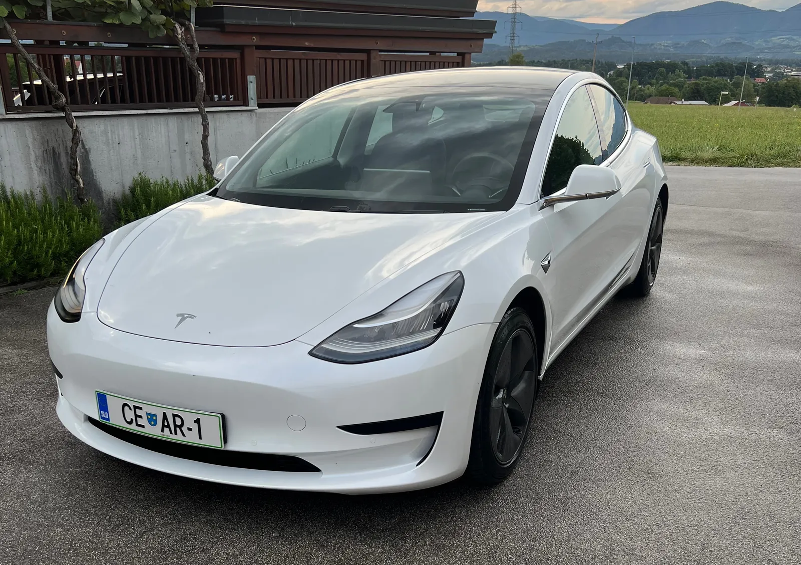 Tesla Model 3 RWD Standard Range plus, letnik 2020 – slika 1