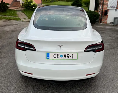 Tesla Model 3 RWD Standard Range plus, letnik 2020 – sličica 4
