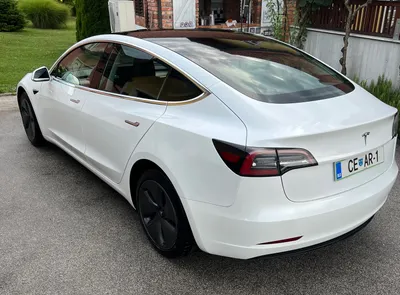 Tesla Model 3 RWD Standard Range plus, letnik 2020 – sličica 3